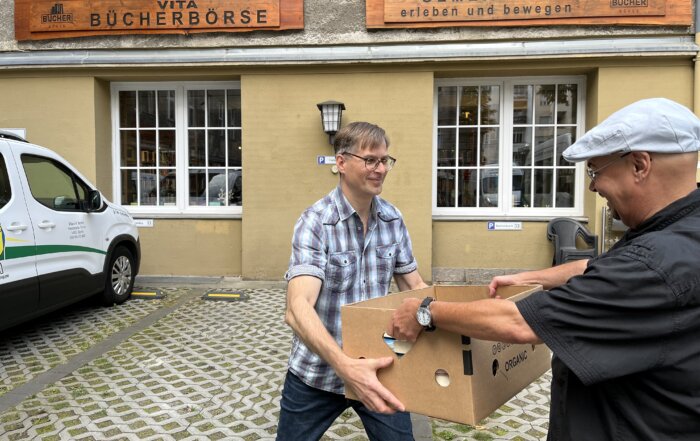 Jordan T. A. Wegberg Spende Bücher VITA-Bücherbörse
